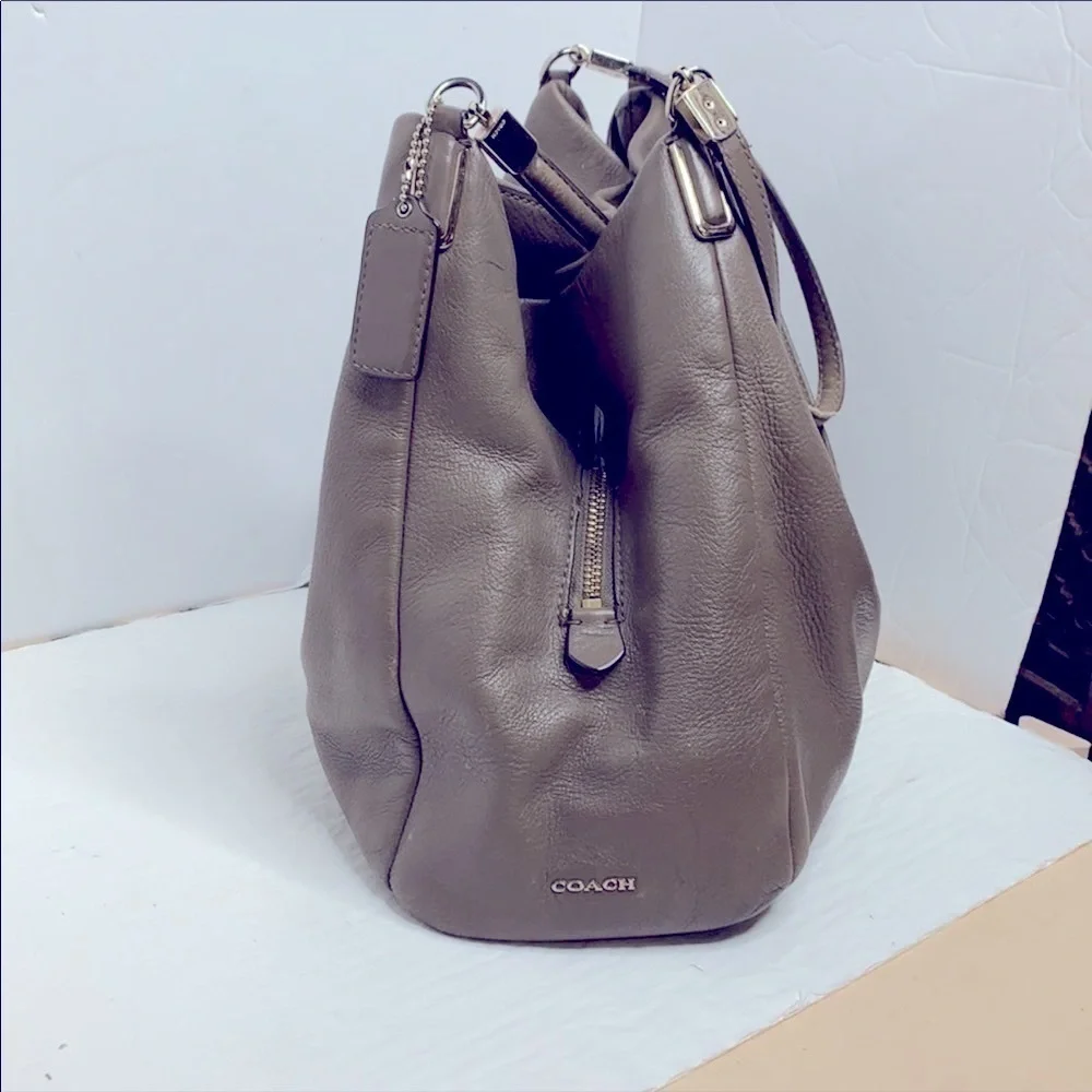 MADISON LEATHER SMALL PHOEBE SHOULDER BAG